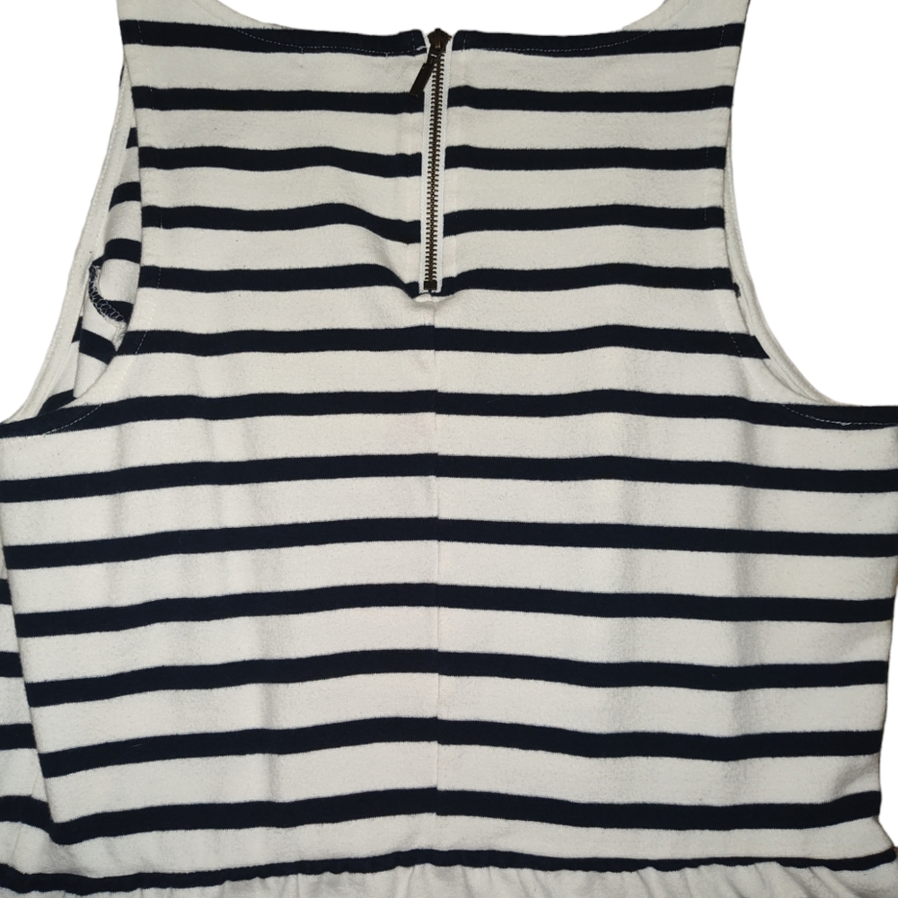 Old Navy Women's Sleeveless Striped Peplum Top Size Medium - Picture 2 of 6